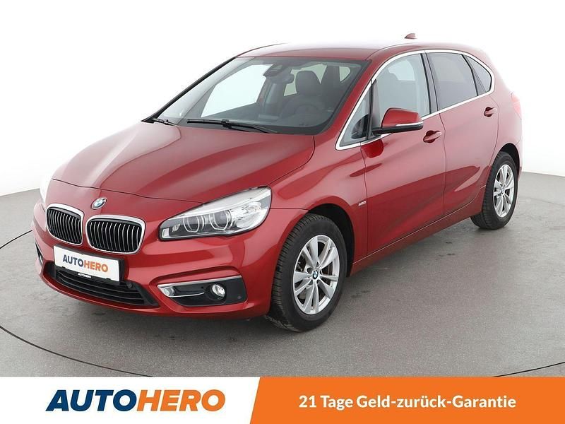 Rot Gebraucht 2017 BMW 218 Active Tourer Luxury Line Van / Kleinbus | 15.880 € (Fairer Preis) - Bild 1/3