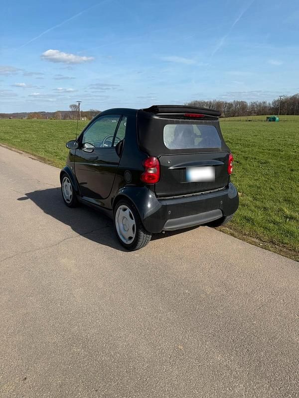 Gebraucht Smart ForTwo Cabrio 60 PS (44 kW) 2004 Schwarz Cabrio
