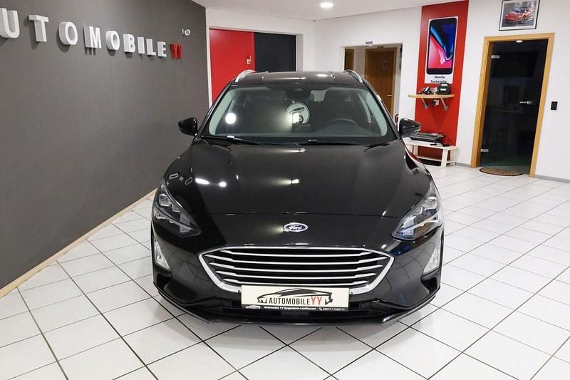 Gebraucht Ford Focus Cool & Connect 150 PS (110 kW) 2020 Schwarz Kombi