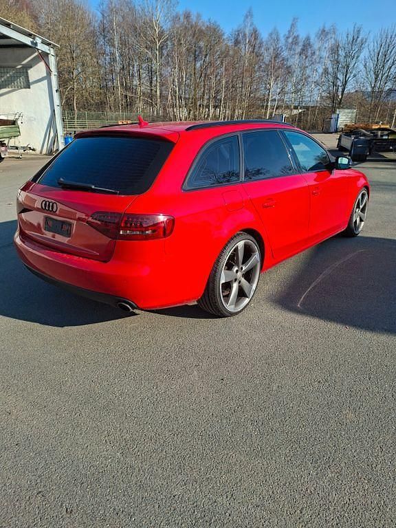 Gebraucht Audi A4 Ambition 239 PS (175 kW) 2011 Rot Kombi