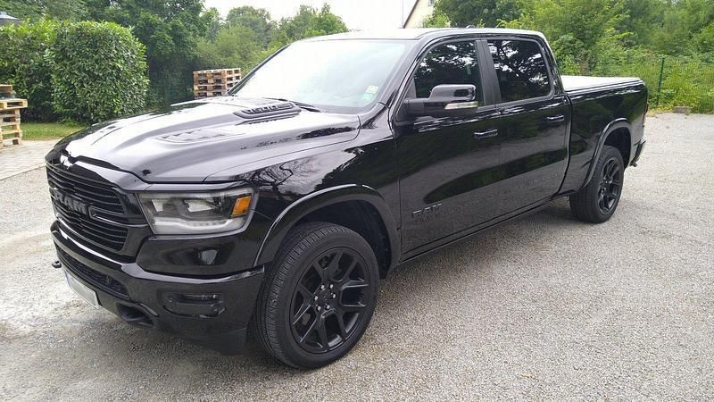 Schwarz Gebraucht 2019 RAM 1500 Abholung | 55.000 € - Bild 1/4