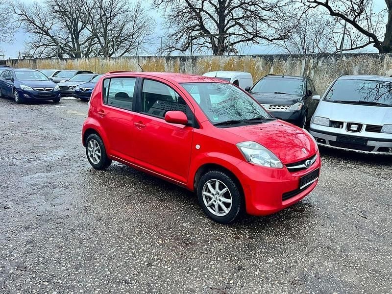 Gebraucht Subaru Justy Trend 69 PS (50 kW) 2010 Rot Kleinwagen