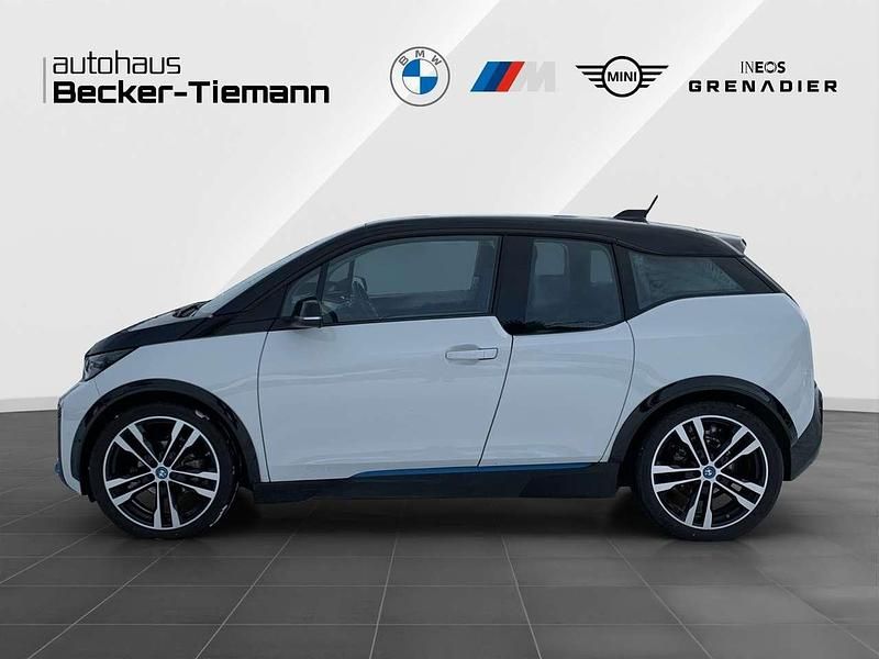 Gebraucht BMW i3 135 kW (184 PS) 2022 Capparisweiß mit akzent bmw i Kleinwagen