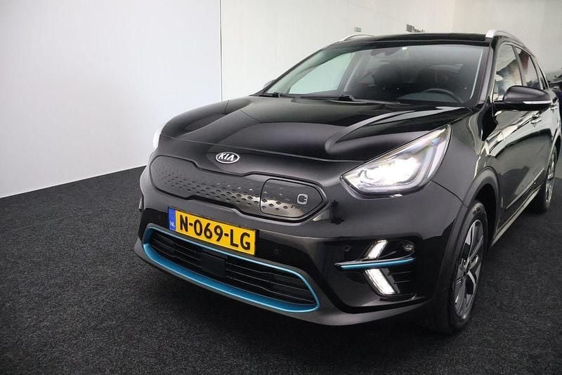 Gebraucht Kia e-Niro 150 kW (204 PS) 2021 Schwarz SUV