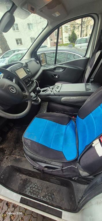 Gebraucht Opel Vivaro 145 PS (106 kW) 2019 Schwarz Van / Kleinbus