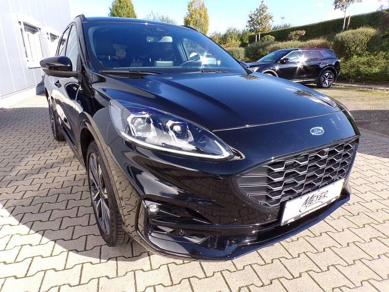Gebraucht Ford Kuga ST-Line X 152 PS (111 kW) 2022 Schwarz SUV