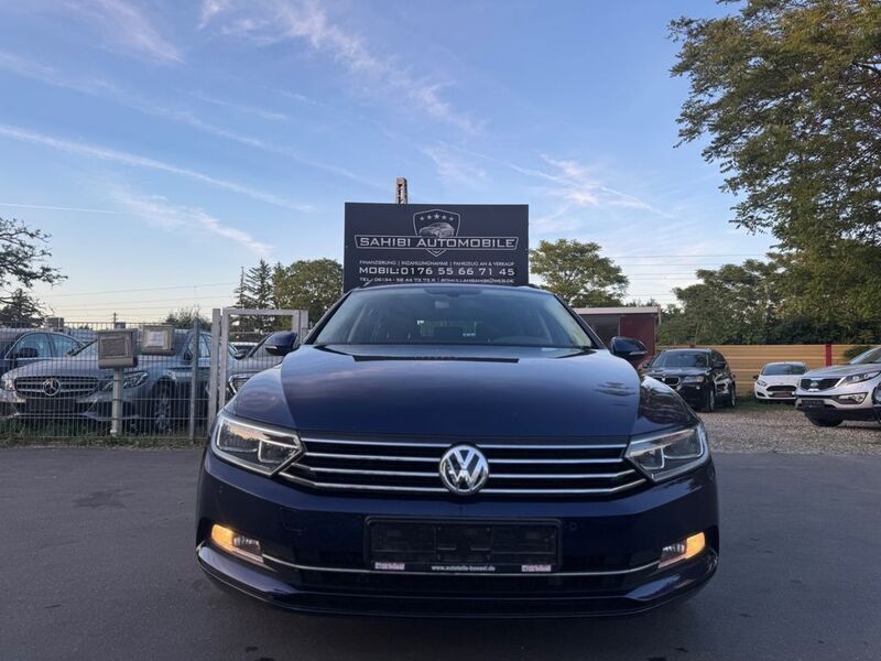 Blau Gebraucht 2017 VW Passat Comfortline Kombi | 10.750 € (Guter Preis) - Bild 1/4