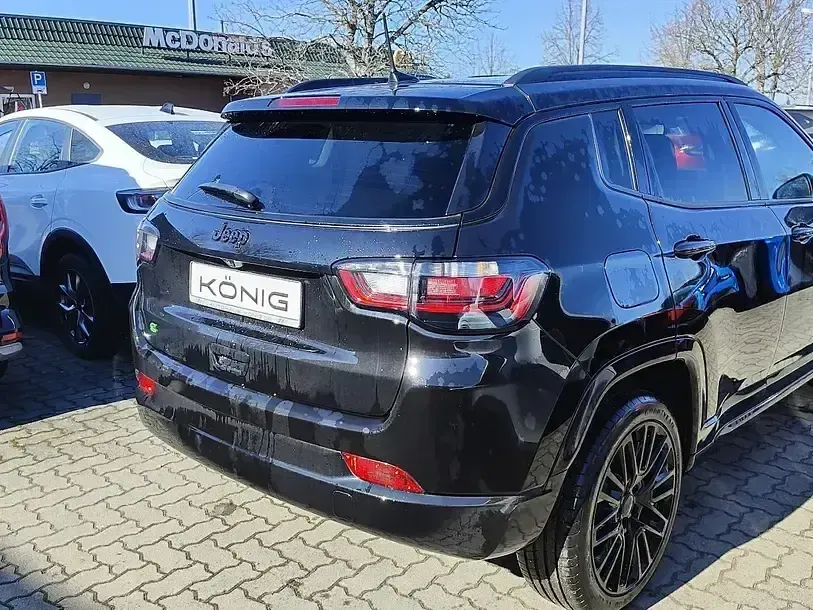 Usata Jeep Compass Altitude 131 CV (96 kW) 2024 Nero SUV