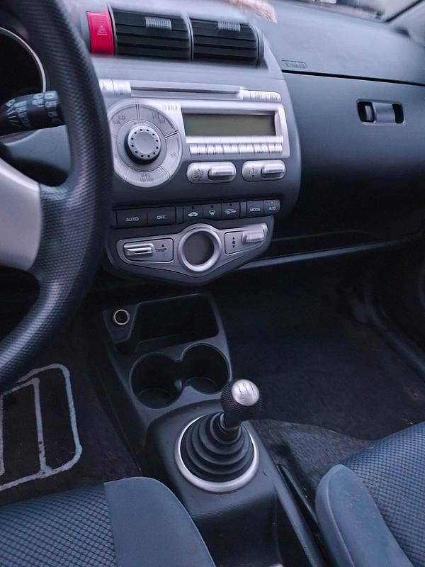 Gebraucht Honda Jazz 77 PS (56 kW) 2005 Silber Kleinwagen