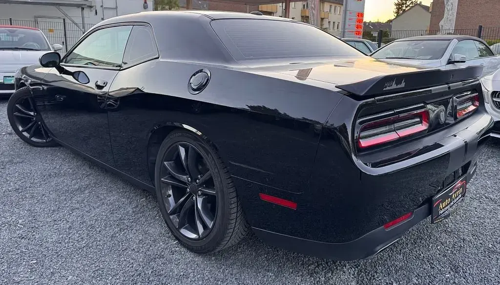 Second-hand Dodge Challenger SXT 309 CP (227 kW) 2018 Negru Coupe