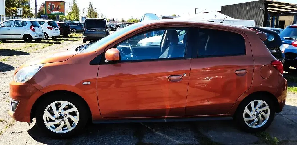 Gebraucht Mitsubishi Space Star Edition 80 PS (58 kW) 2016 Orange Kleinwagen