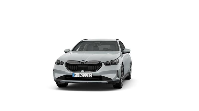 Gebraucht 2025 BMW 520 Comfort Edition Kombi | 49.833 € - Bild 1/3
