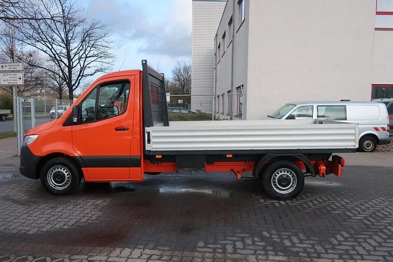 Gebraucht Mercedes Sprinter 114 PS (83 kW) 2019 Orange Van