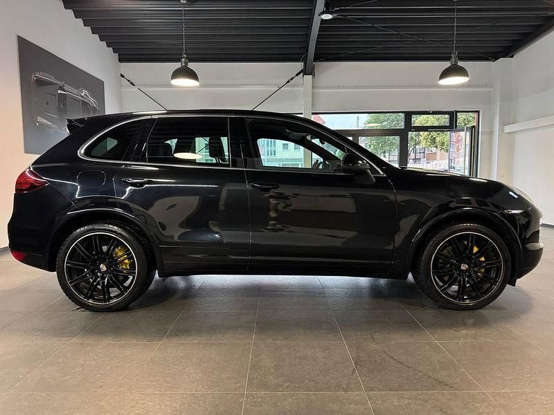 Gebraucht Porsche Cayenne S 382 PS (280 kW) 2014 Tiefschwarzmetallic SUV