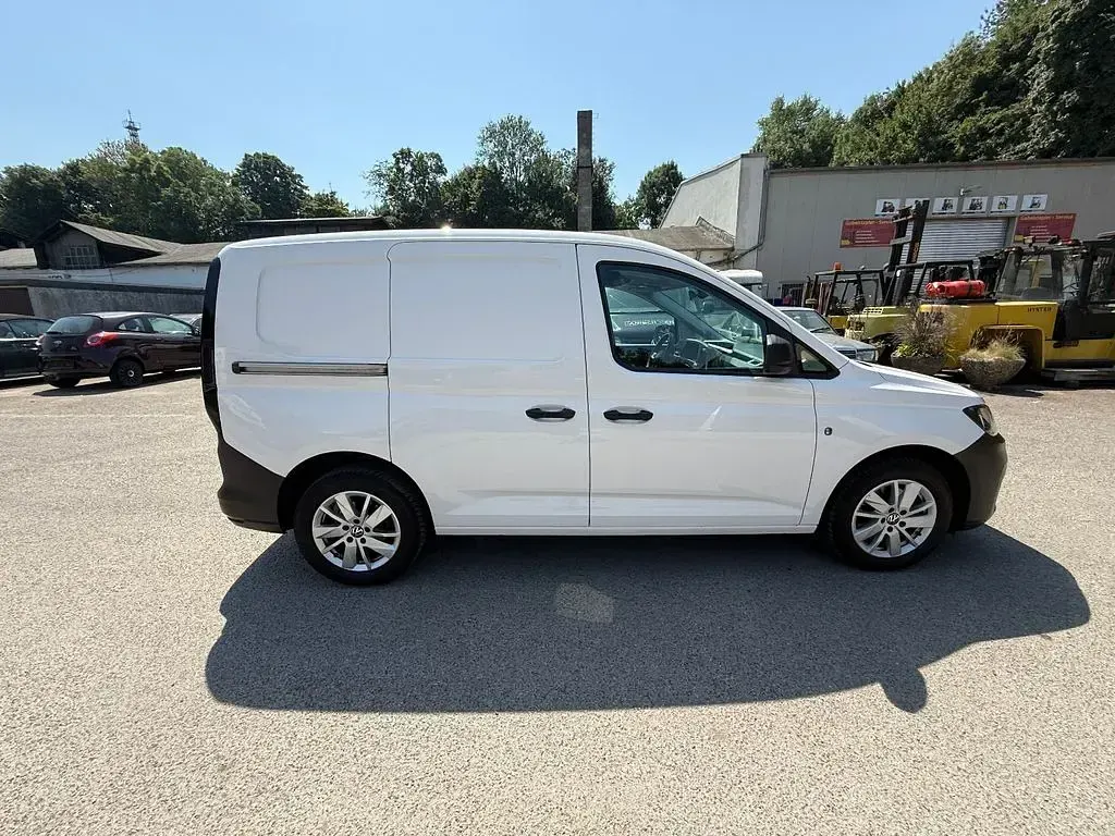 Gebraucht VW Caddy 122 PS (89 kW) 2022 Weiß Van / Kleinbus