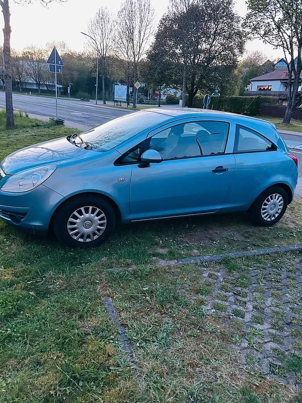 Używany Opel Corsa 80 KM (58 kW) 2009 Niebieski Hatchback