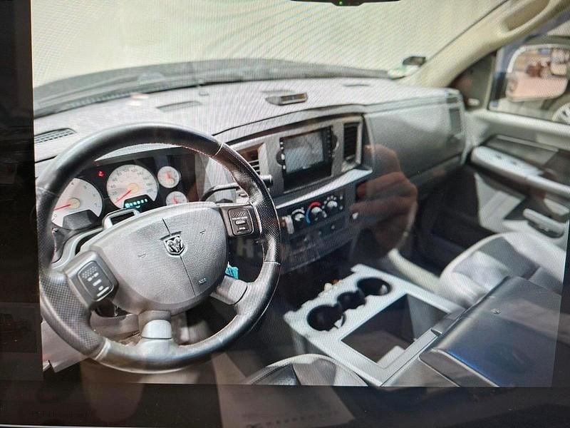 Schwarz Gebraucht 2007 Dodge Ram Abholung | 13.500 € (Fairer Preis) - Bild 1/4