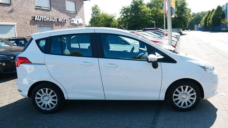 Gebraucht Ford B-MAX Trend 90 PS (66 kW) 2018 Weiß Van / Kleinbus