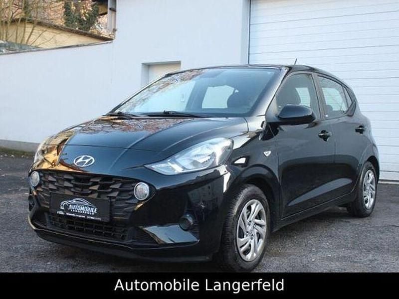Gebraucht Hyundai i10 Select 110 PS (80 kW) 2021 Schwarz Kleinwagen