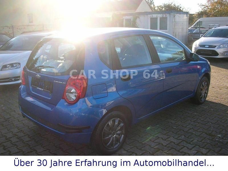Gebraucht Chevrolet Aveo 84 PS (61 kW) 2010 Blau Kleinwagen