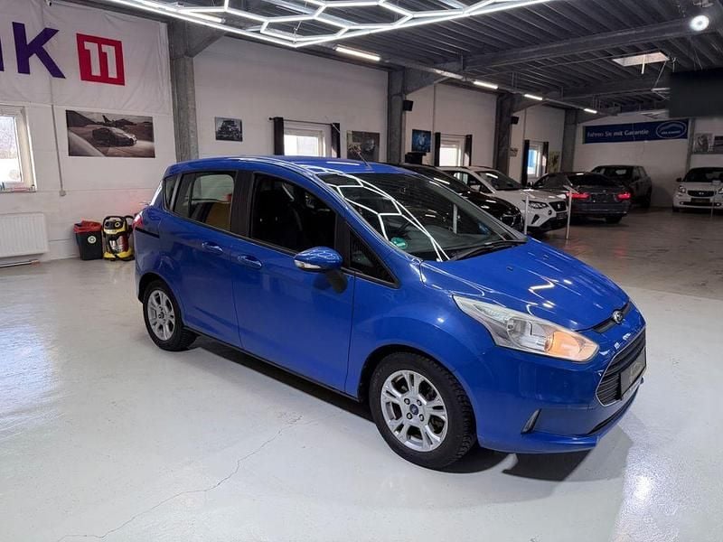 Gebraucht Ford B-MAX Trend 101 PS (74 kW) 2014 Blau Van / Kleinbus