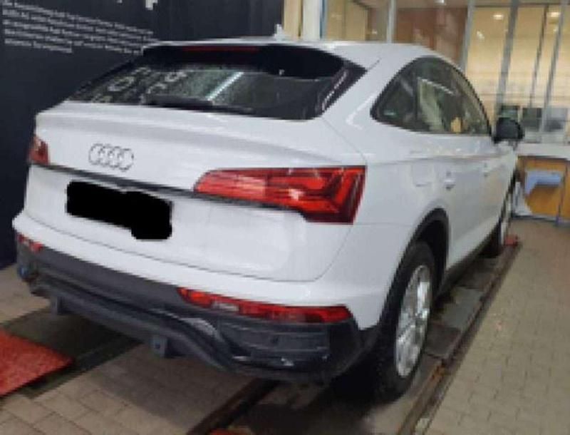 Gebraucht Audi Q5 Advanced 299 PS (219 kW) 2022 Gletscherweiß metallic SUV