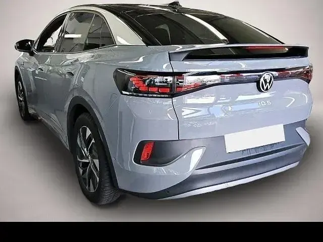 Gebraucht VW ID.5 Pro Performance 150 kW (204 PS) 2023 Manufacturer SUV