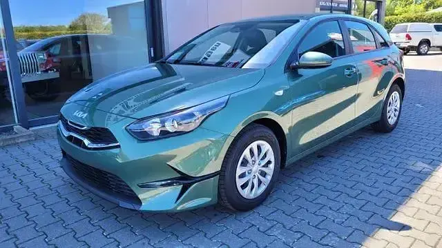 Nowe Kia Ceed 140 KM (102 kW) 2026 Zielony Hatchback