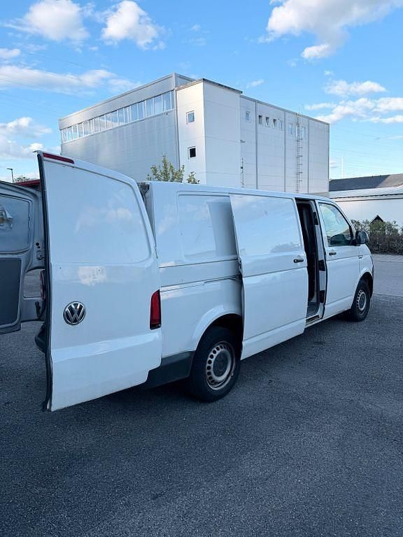 Używany VW Transporter 102 KM (75 kW) 2018 Biały Van
