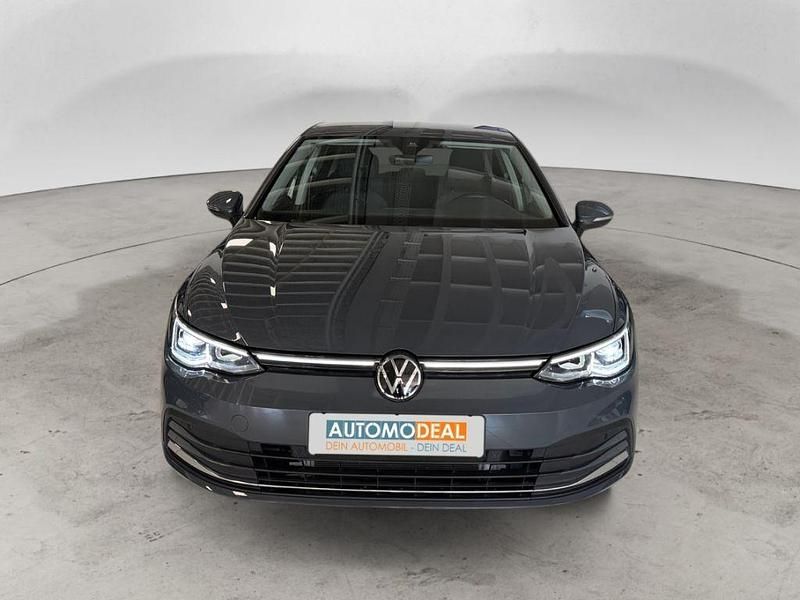Gebraucht VW Golf VIII Style 190 PS (139 kW) 2022 Grau Limousine