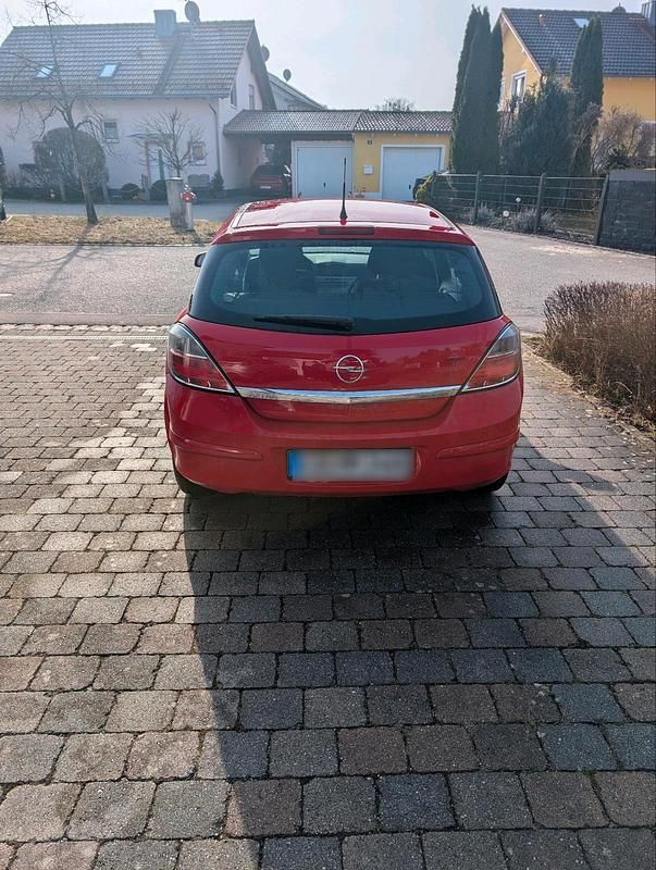 Second-hand Opel Astra 90 CP (66 kW) 2009 Roșu Berlinǎ