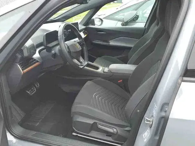 Gebraucht Cupra Born 150 kW (205 PS) 2023 Vaporgrau Kleinwagen