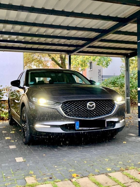 Grau Gebraucht 2023 Mazda CX-30 Homura-Line SUV | 25.600 € (Guter Preis) - Bild 1/4
