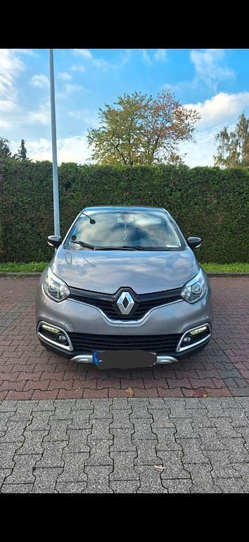 Grau Gebraucht 2015 Renault Captur SUV | 8.500 € (Guter Preis) - Bild 1/4