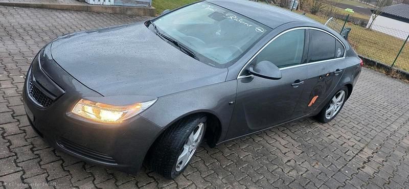 Gebraucht Opel Insignia 180 PS (132 kW) 2009 Grau Limousine