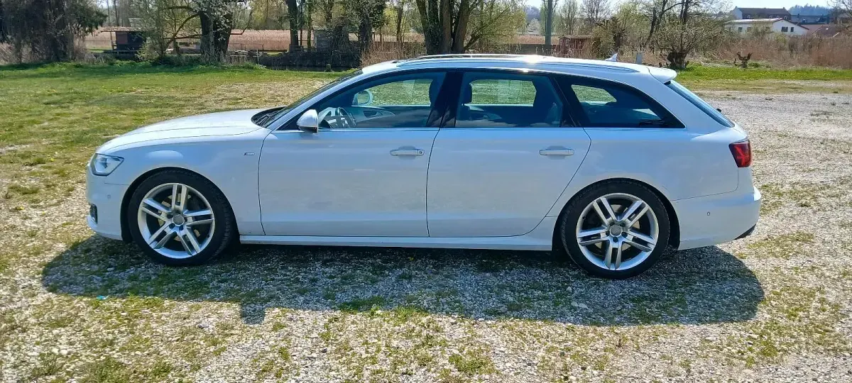 Gebraucht Audi A6 Ambiente 272 PS (200 kW) 2015 Weiß Kombi