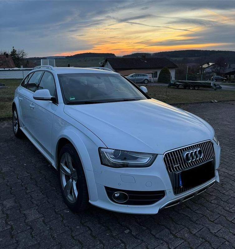 Gebraucht Audi A4 Allroad 177 PS (130 kW) 2013 Weiß Kombi