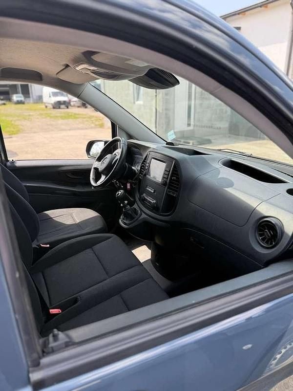 Gebraucht Mercedes Vito 102 PS (75 kW) 2020 Blau Van