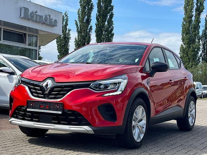 Gebraucht Renault Captur 140 PS (102 kW) 2023 Rot SUV