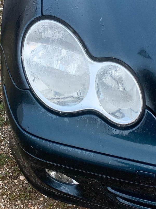 Blau Gebraucht 2004 Mercedes C220 Limousine | 1.500 € (Guter Preis) - Bild 1/4