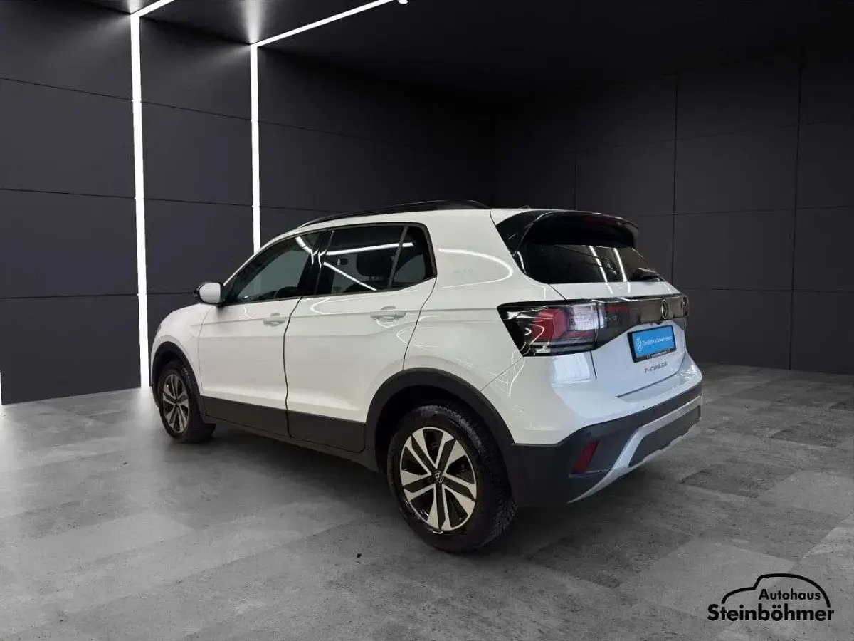 Gebraucht VW T-Cross 116 PS (85 kW) 2025 Pure white (weiß) SUV