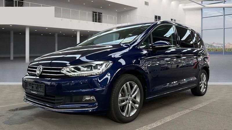 Blau Gebraucht 2018 VW Touran Sound Van / Kleinbus | 24.490 € (Fairer Preis) - Bild 1/4