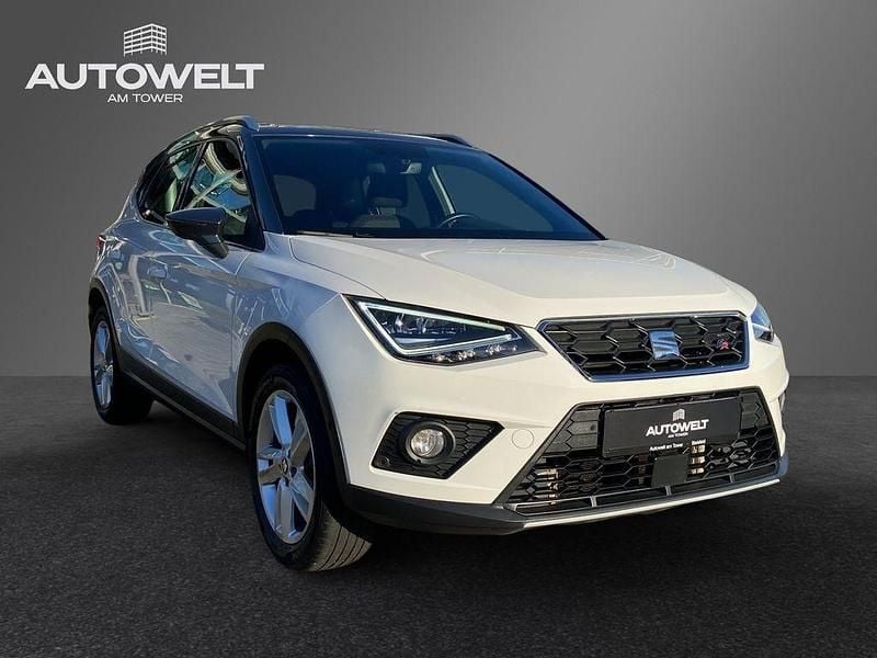 Weiß Gebraucht 2018 Seat Arona Beats SUV | 12.890 € (Guter Preis) - Bild 1/4