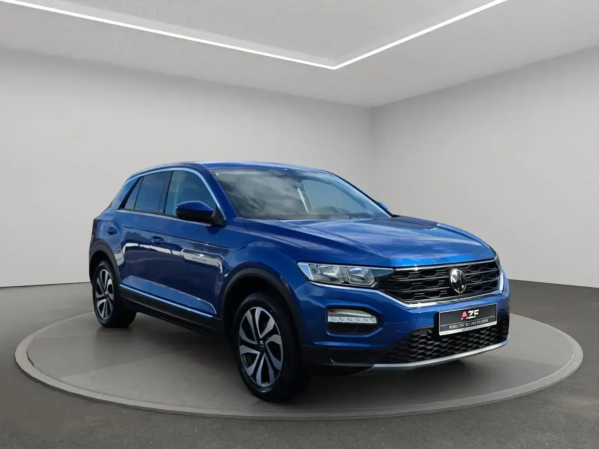 Gebraucht VW T-Roc Active 150 PS (110 kW) 2021 Blau SUV