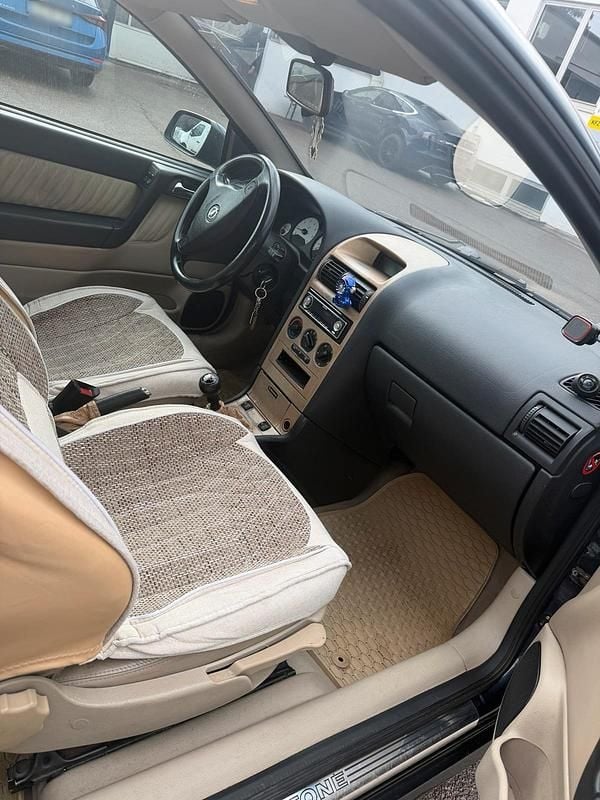 Gebraucht Opel Astra 101 PS (74 kW) 2001 Blau Coupé