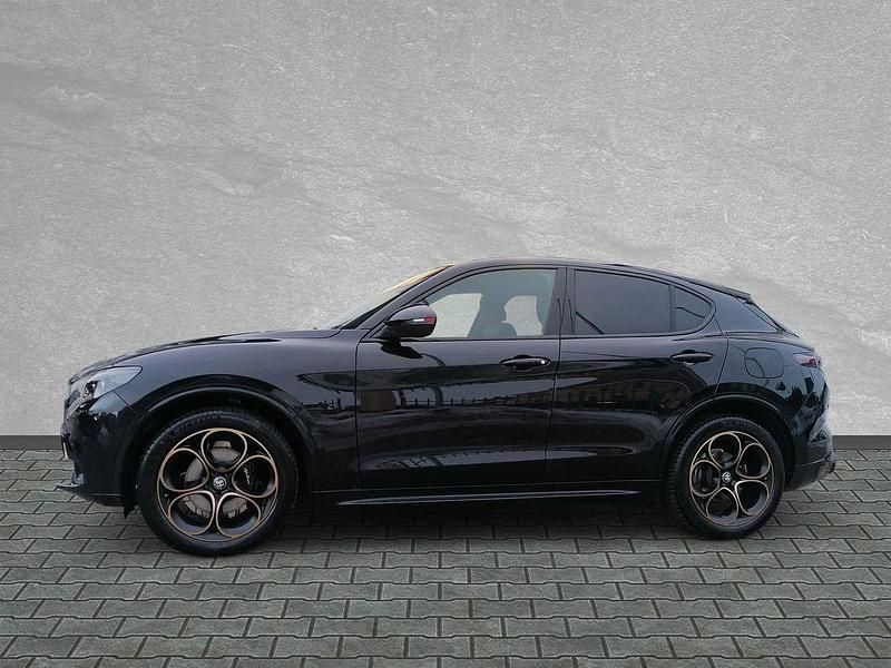 Neu Alfa Romeo Stelvio 209 PS (153 kW) 2026 Nero vulcano, metallic SUV