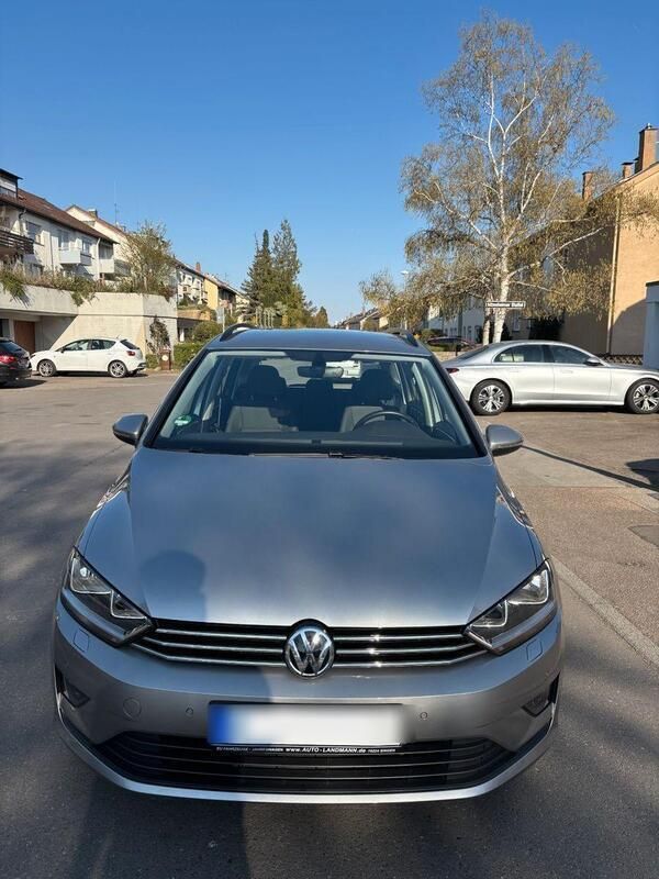 Silber Gebraucht 2017 VW Golf Sportsvan Comfortline Van / Kleinbus | 14.200 € (Fairer Preis) - Bild 1/4