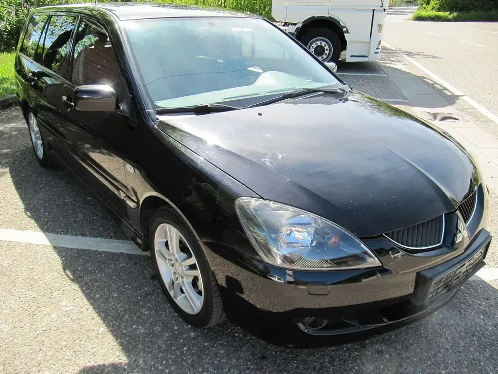 Gebraucht Mitsubishi Lancer 98 PS (72 kW) 2005 Schwarz Kombi