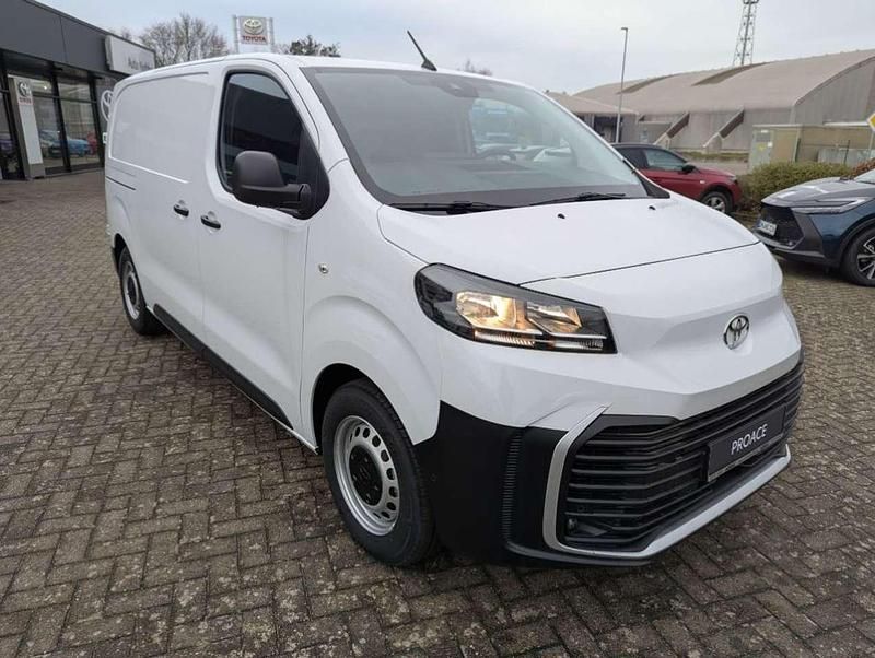 Gebraucht Toyota Proace 120 PS (88 kW) 2024 Ice white Van / Kleinbus