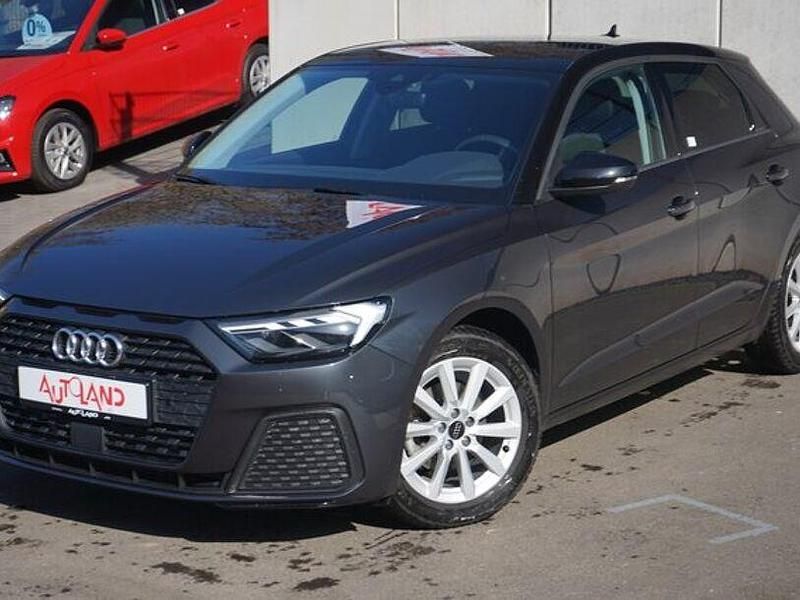 Gebraucht Audi A1 Comfort 2024 Grau SUV